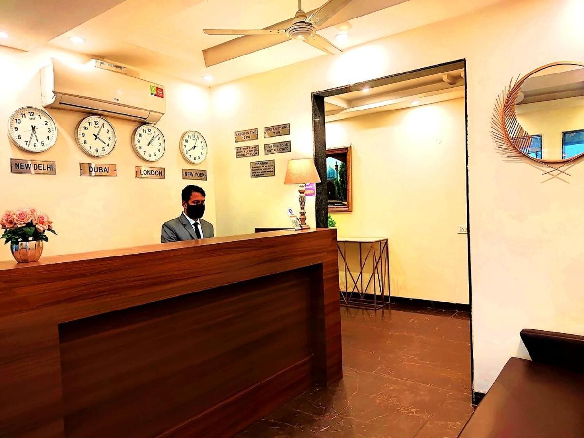 Hotel When In Gurgaon - Opposite To Artemis Hospital Eksteriør bilde